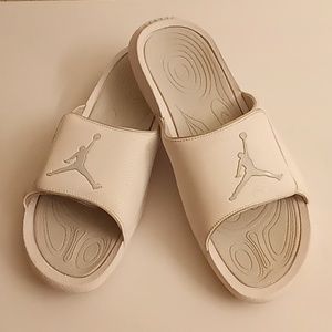 JORDAN Summer Beach Cruise Size 11 White Color